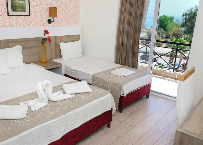 Beldibi Beach Hotel מלון