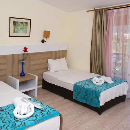 酒店 Beldibi Beach Hotel 贝尔迪比