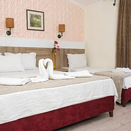 Beldibi Beach Hotel מלון *