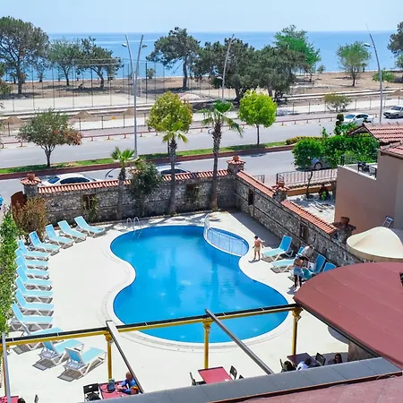 מלון Beldibi Beach Hotel *