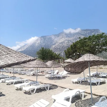 Beldibi Beach Hotel * בלדיבי